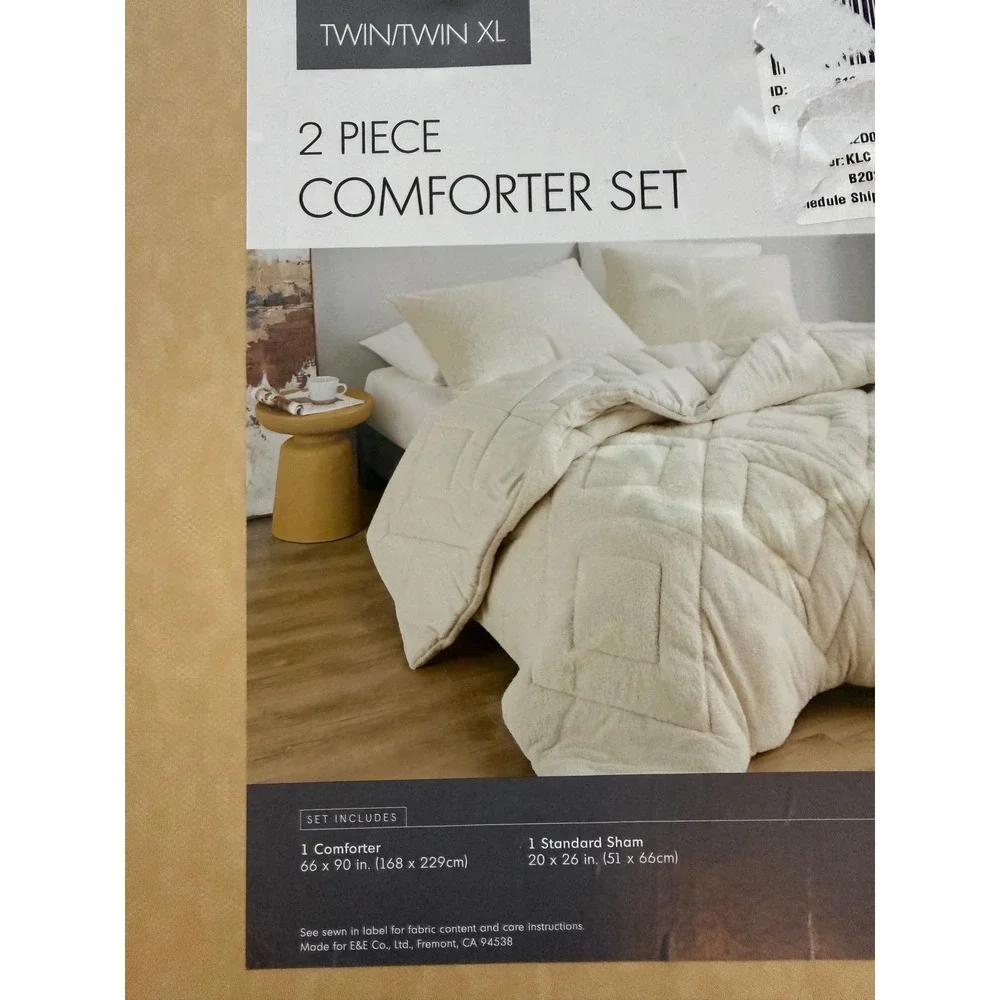 Comfort Spaces ivory Twin/Twin XL Double Diamond Quilted Teddy Comforter Set